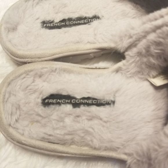 FRENCH CONNECTION fuzzy slides size M 7/8 - Picture 2 of 8